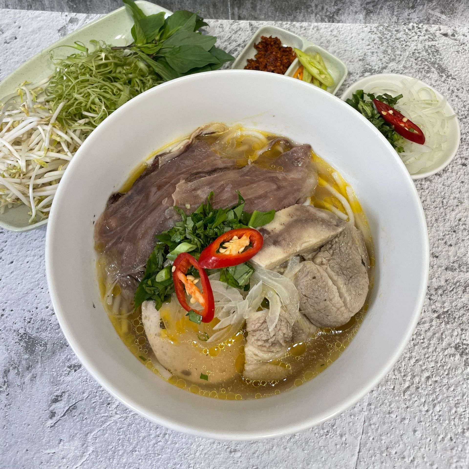  Bún Bò Bắp Giò 