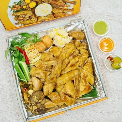  Gà Tắm Mắm Nhĩ (Gà Nguyên Con) 