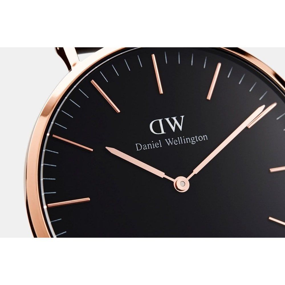 NG H DANIEL WELLINGTON CLASSIC BLACK READING