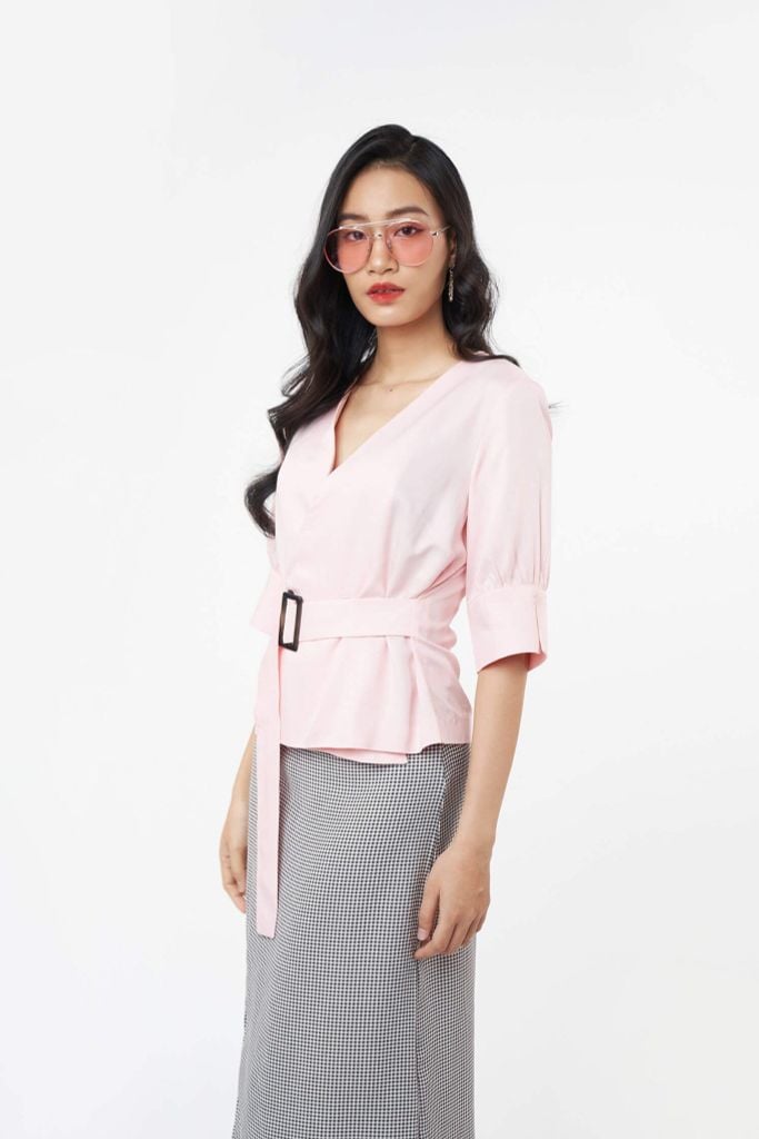 Áo Kiểu Nữ Tay Lửng Kèm Belt Thắt Lưng N&M 2103018