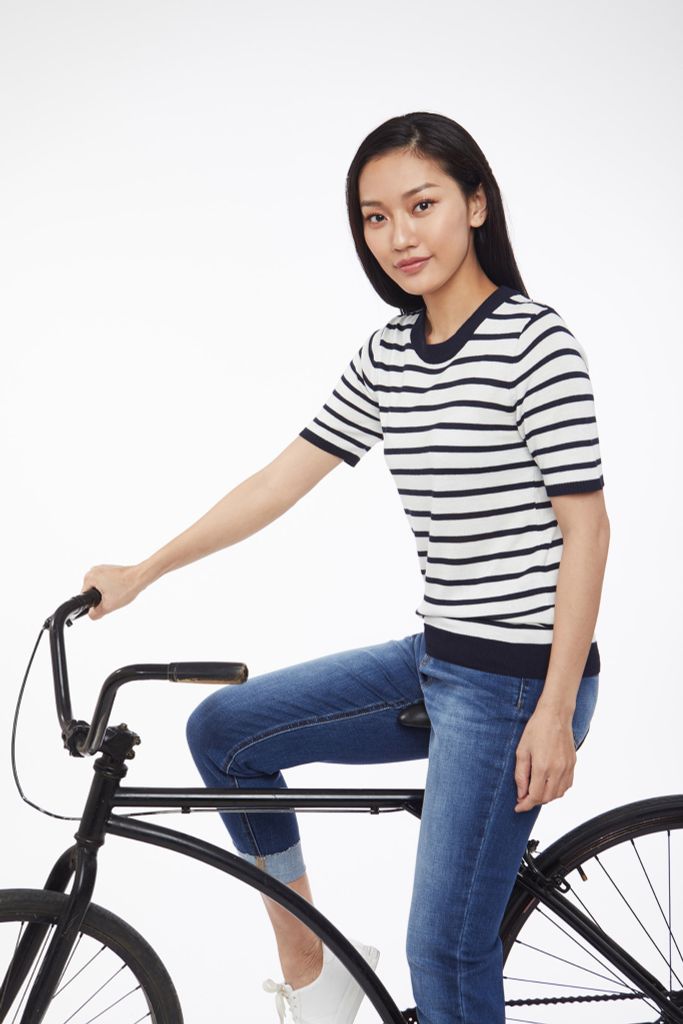 Áo sweater kẻ sọc Basic Nữ tay ngắn N&M 1905012