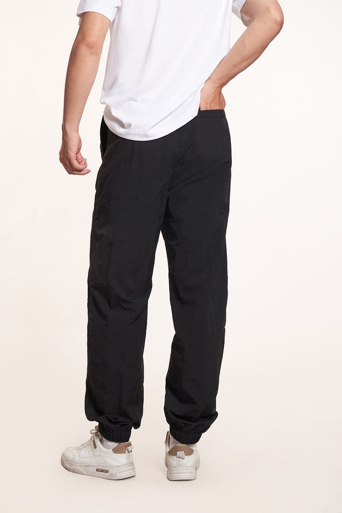 Quần Jogger Nam vải dù 2408016