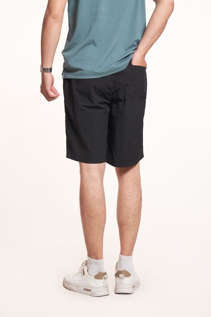 Quần short Nam vải dù 2408017