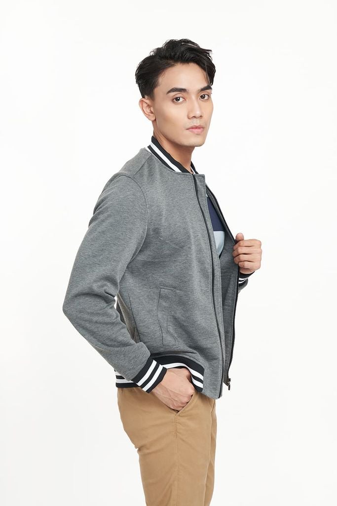 Áo Khoác Bomber Nam Ninomaxx 2207051