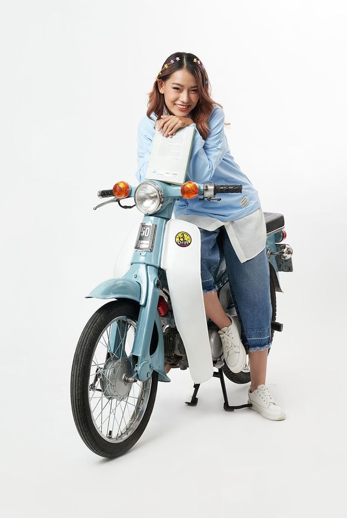 Áo Hoodie Nữ tay dài NINOMAXX 2011039