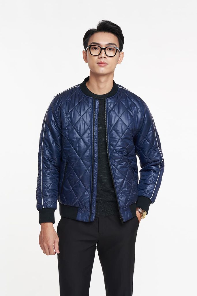Áo khoác Bomber chần gòn Nam trượt nước NINOMAXX 1906075