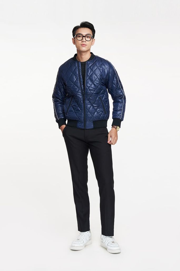 Áo khoác Bomber chần gòn Nam trượt nước NINOMAXX 1906075