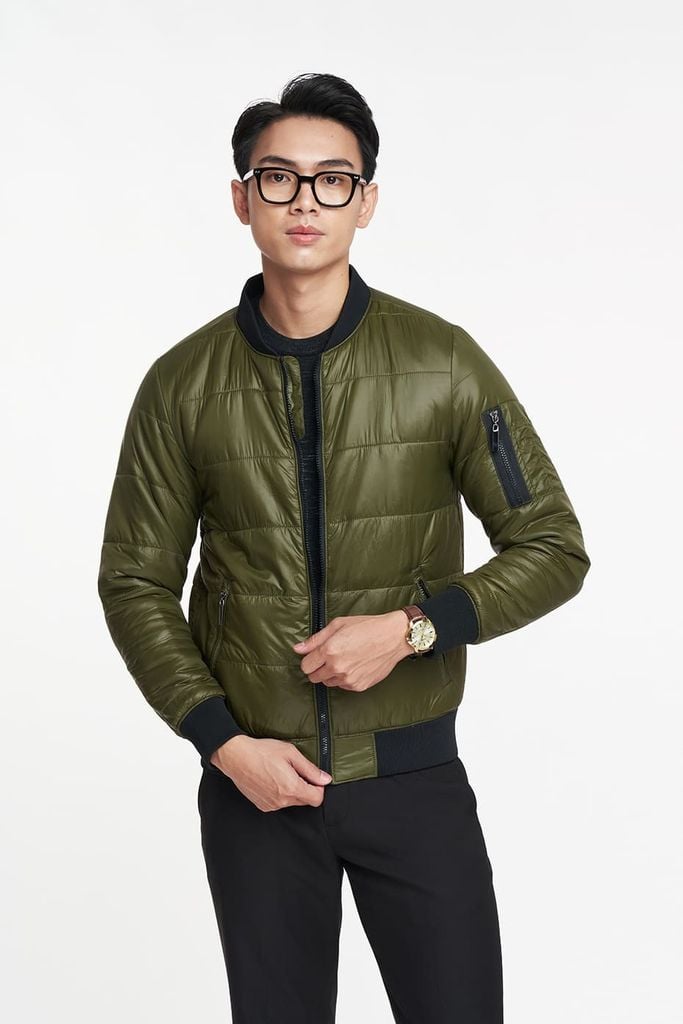 Áo Khoác Bomber Chần Gòn Nam Siêu Nhẹ Ninomaxx 1808102