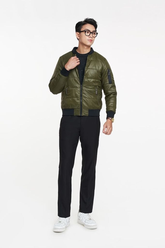 Áo Khoác Bomber Chần Gòn Nam Siêu Nhẹ Ninomaxx 1808102