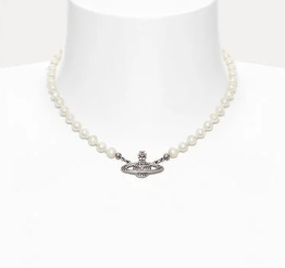 MINI BAS RELIEF PEARL CHOKER SILVER