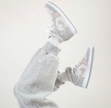 Giày Nike Wmns Air Jordan 1 Mid 'Particle Grey' DO7139-002