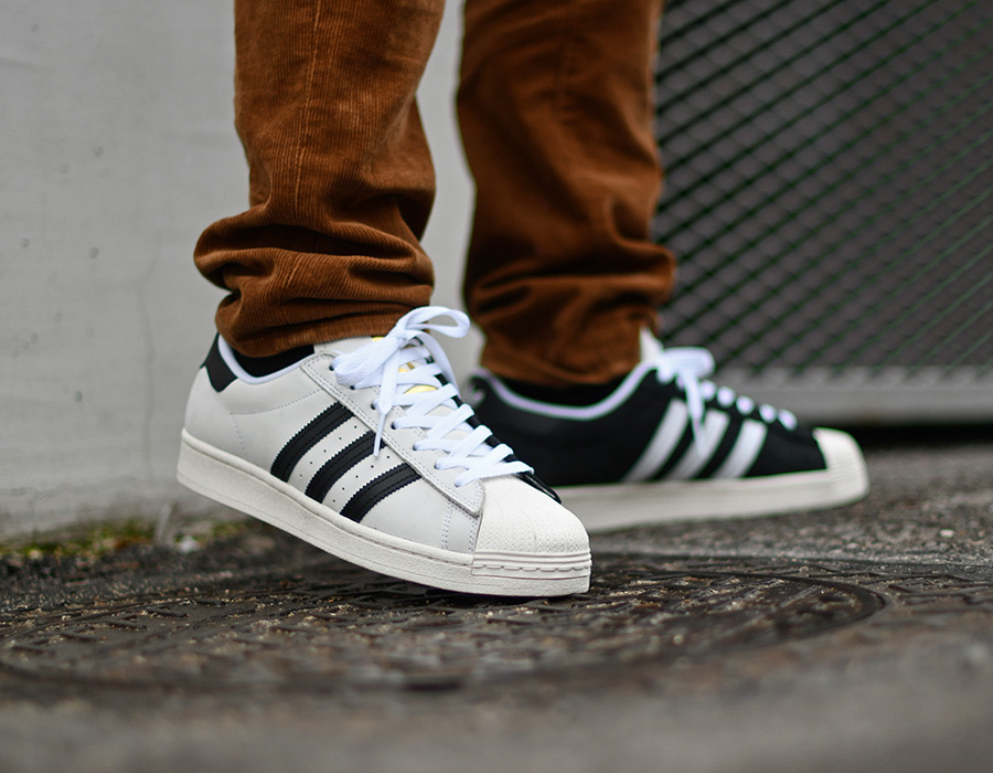 Giày Adidas Superstar Split FV0323 - WD Shoes Scofield