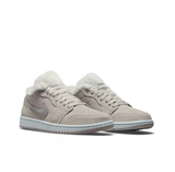 Giày Nike Wmns Air Jordan 1 Low 'Sherpa Fleece' DO0750-002