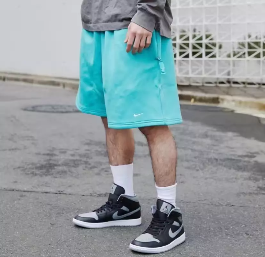 シューズ(女性用) AIR JORDAN1 MID Shadow Air Jordan 1 mid shadow - メルカリ