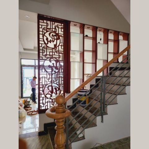  Vách Ngăn Cầu Thang Gỗ- CT01 