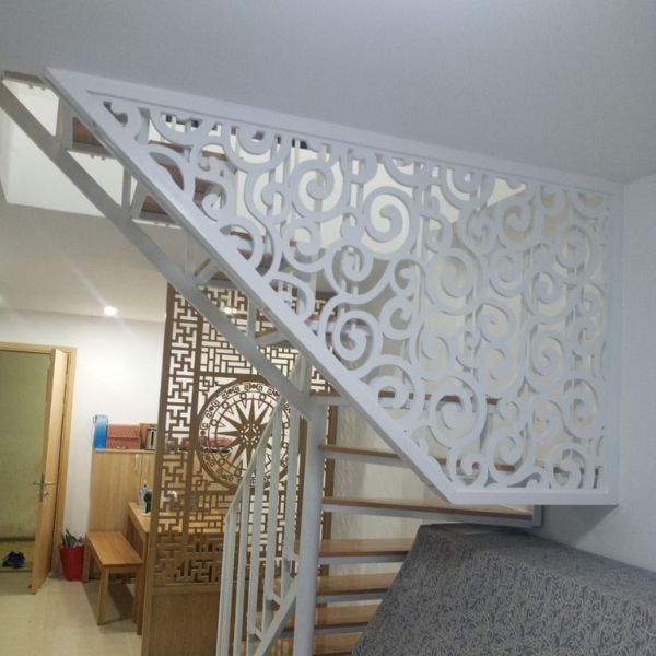 Vách Ngăn Cầu Thang Gỗ- CT11