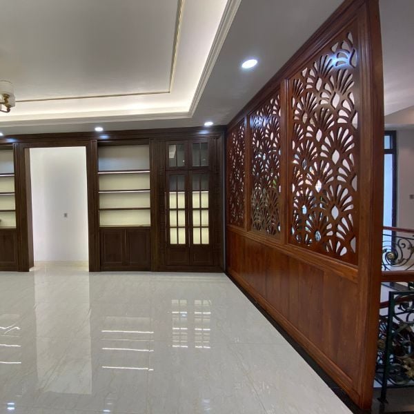 Vách Ngăn Cầu Thang Gỗ- CT16