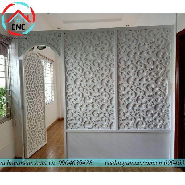 Vách Ngăn Gỗ Phòng Khách Có Của-BK100