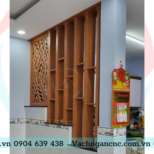 Lam Gỗ Cầu Thang Có Vách -LG73