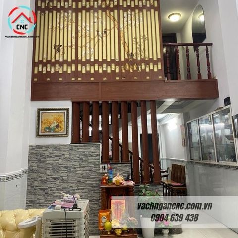  Vách lam gỗ cầu thang phòng khách -LG102 