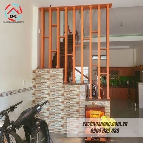  Vách lam gỗ cầu thang phòng khách -LG86 