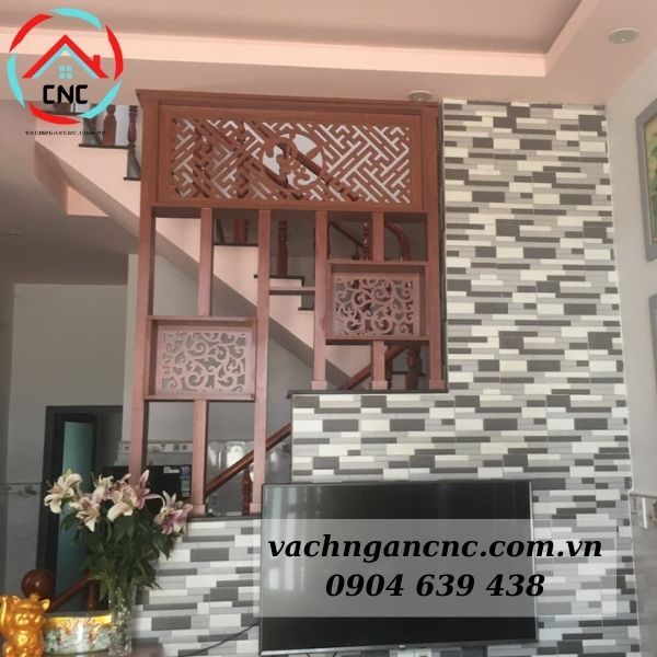 Vách  Ngăn Cầu Thang Kết Hợp Lam Gỗ- CT77