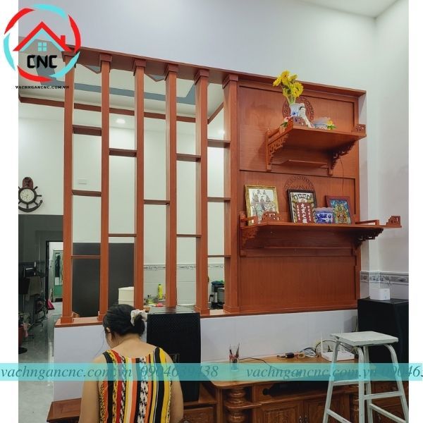 Vách Ngăn Kết Hợp Trang Thờ Đẹp -PT92