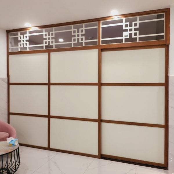 Vách Ngăn Cửa Lùa Gỗ Kín- MS10
