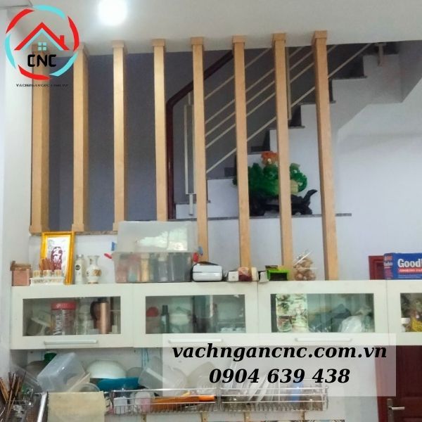 Vách Lam Gỗ Cầu Thang- CT88