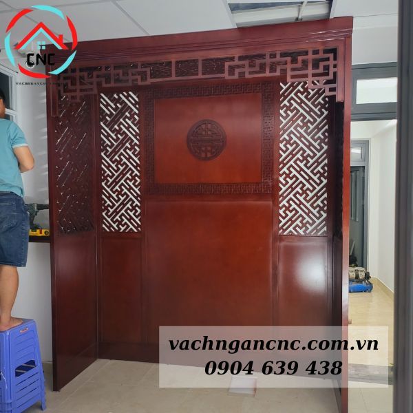 Vách Ngăn Gỗ Trang Trí Phòng Thờ- PT104