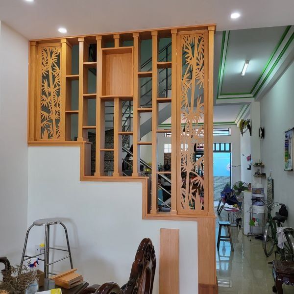 Vách Ngăn Cầu Thang Gỗ- CT55