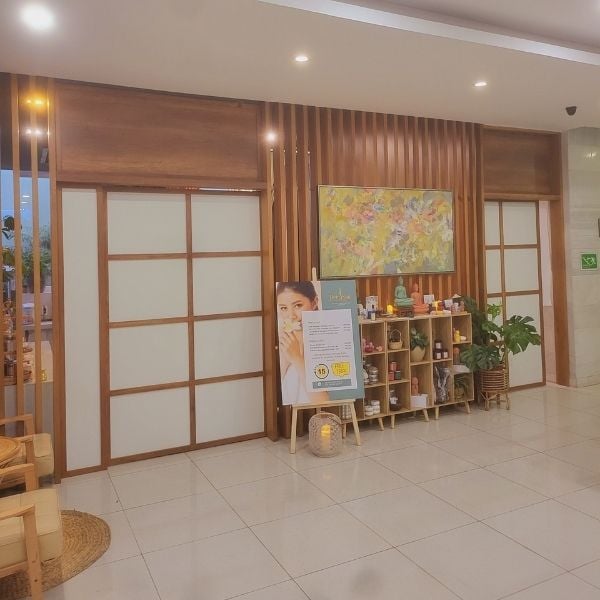 Mẫu vách ngăn phòng khách cừa lùa -BK203