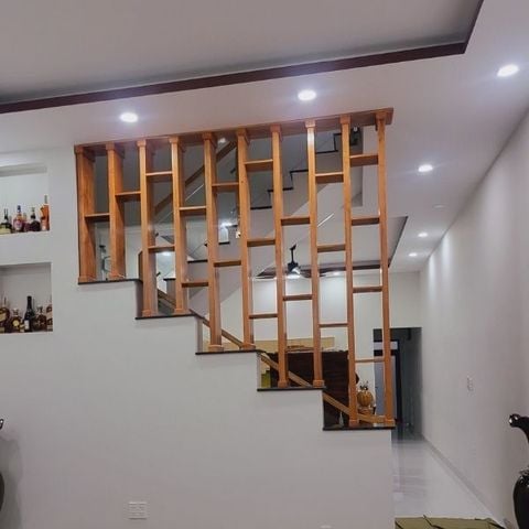  Vách lam gỗ cầu thang phòng khách -LG118 