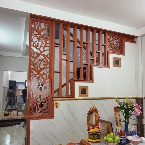  Vách lam gỗ cầu thang phòng khách -LG121 