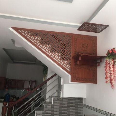  Vách ngăn treo bàn thờ - 91 