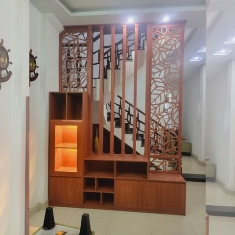  Vách lam gỗ cầu thang phòng khách -LG117 