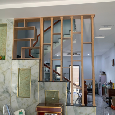  Vách lam gỗ cầu thang phòng khách -LG106 