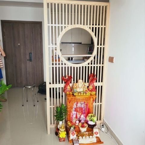  Vách ngăn sau bàn ông địa - VOD013 