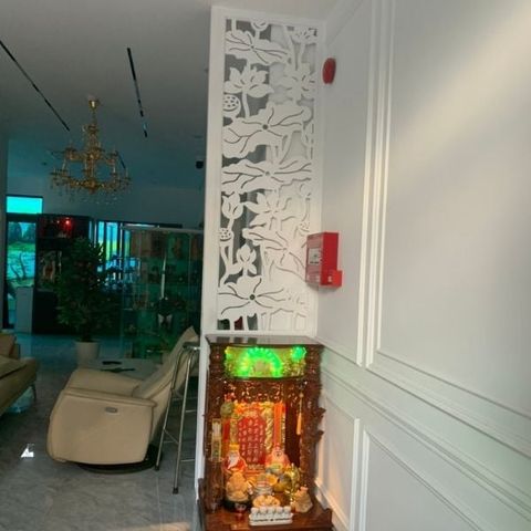  Vách chắn bàn Thần Tài hoa sen - VOD006 