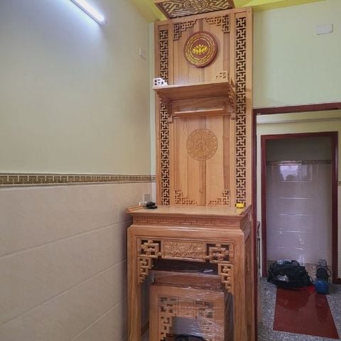  Vách ngăn treo bàn thờ - 112 