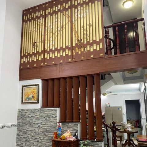  Vách lam gỗ cầu thang phòng khách -LG102 