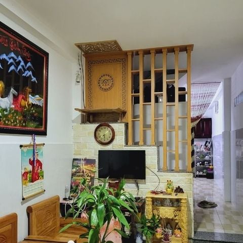  Vách lam gỗ cầu thang phòng khách -LG124 