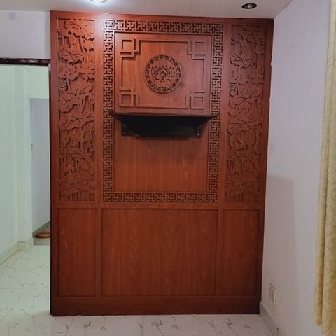  Vách ngăn treo bàn thờ - 89 