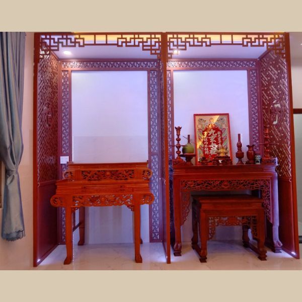 Vách ngăn phòng thờ 24