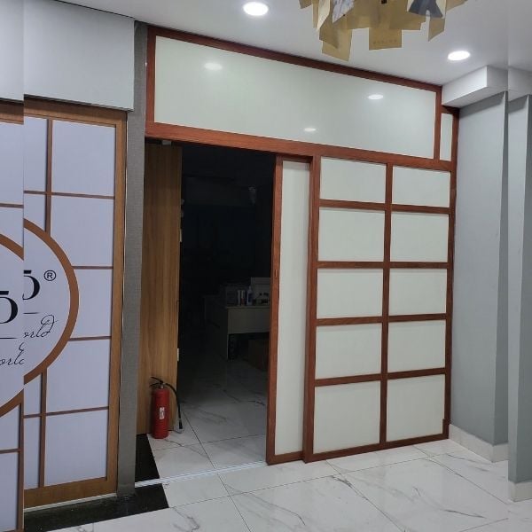 Vách ngăn cnc phòng ngủ 40