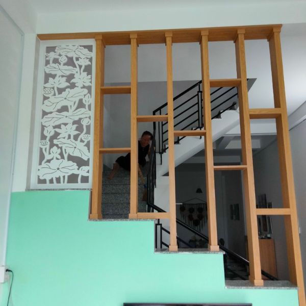 Vách ngăn cầu thang 54