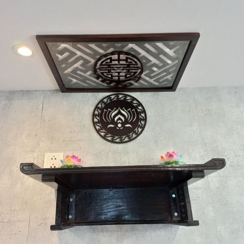  TRANG THỜ TREO TƯỜNG GỖ SỒI 05 