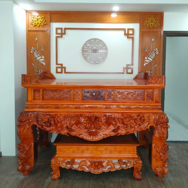 Vách ngăn phòng thờ 104