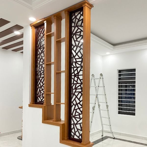 Vách ngăn cầu thang đẹp hiện đại