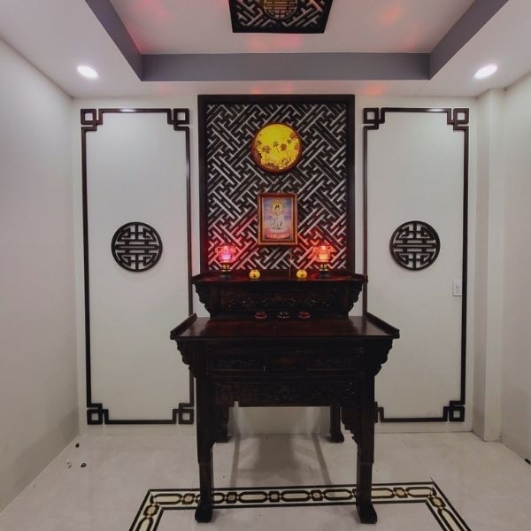Vách ngăn phòng thờ 146